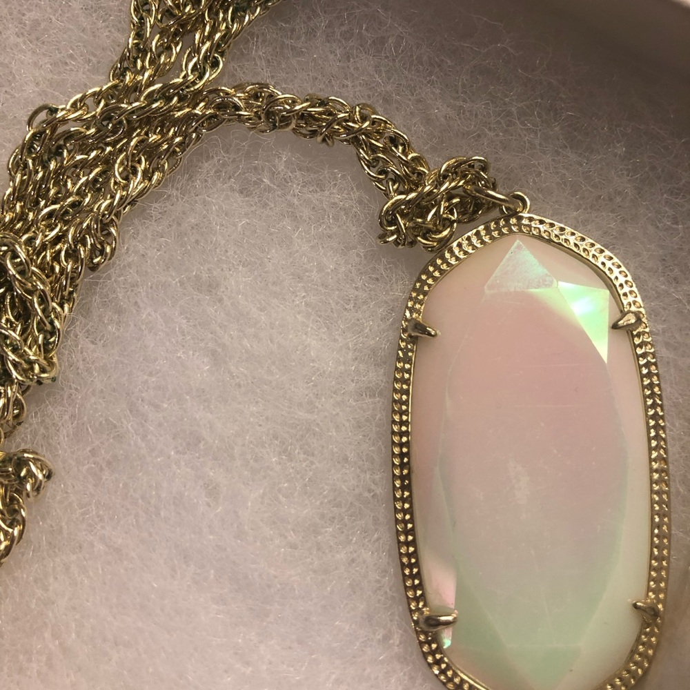EUC Kendra Scott Rae Necklace White Iridescent HTF - Picture 7 of 9